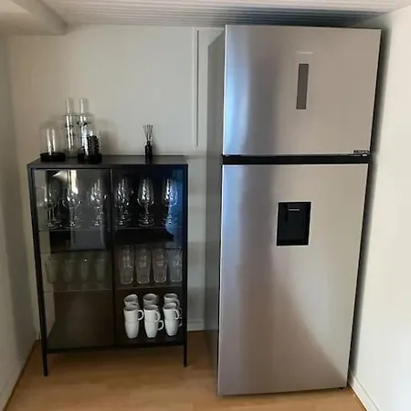 Agreable Avec Piscine, 12 Personnes 度假居 *