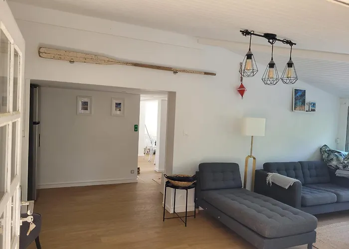 بيت للعطل Agreable Avec Piscine, 12 Personnes