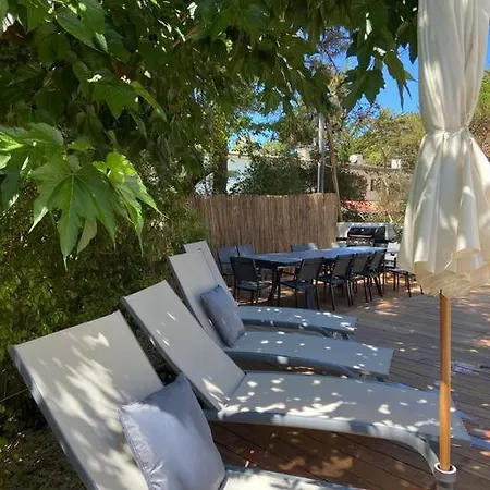Avec Piscine, 12 Personnes Arcachón